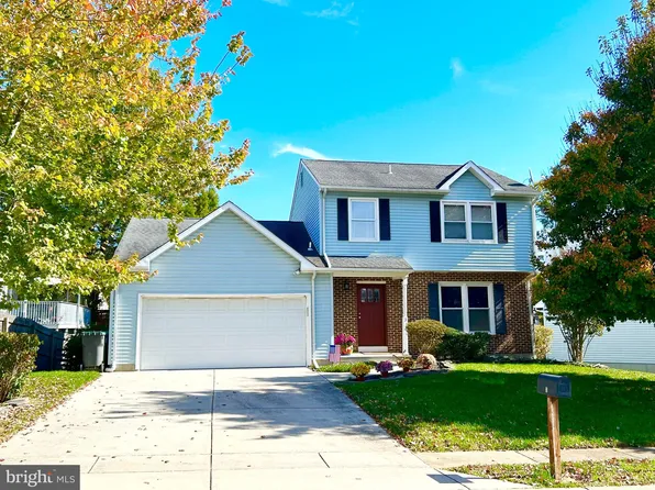 3 Spruce Ct, Newark, DE 19702