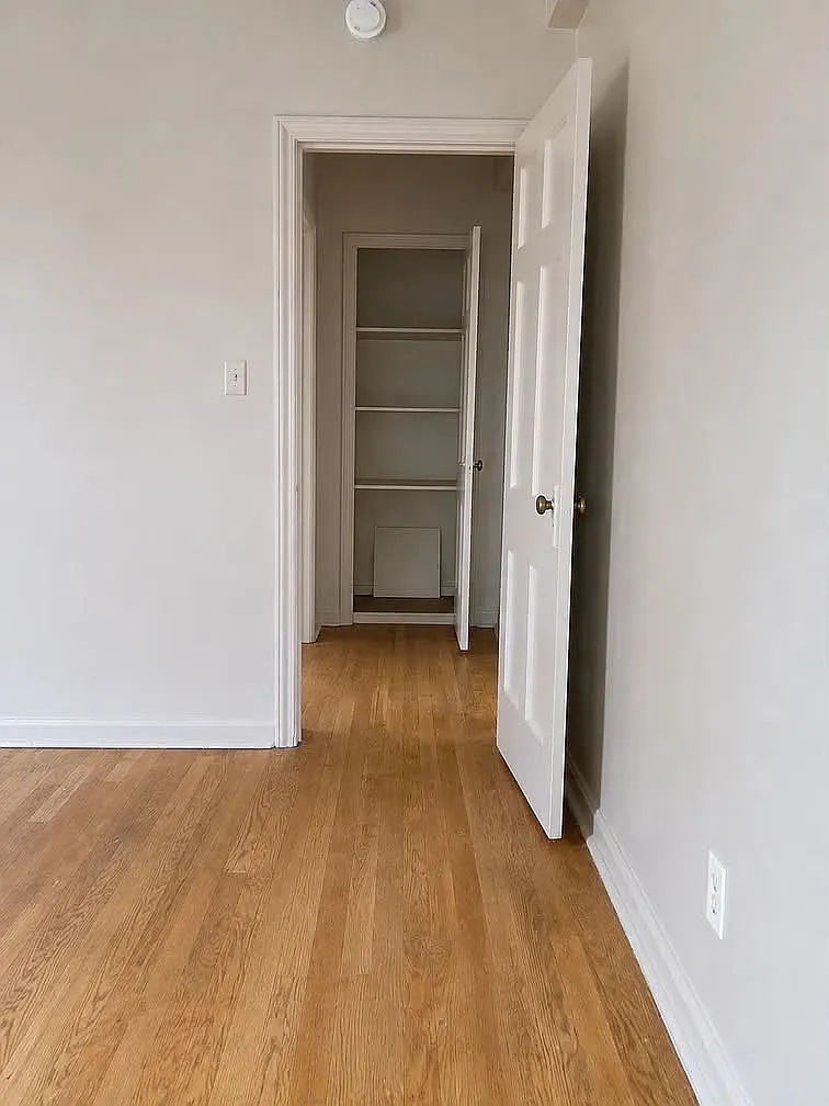 2 bed, 750 sqft, $1,200 — Photo 4