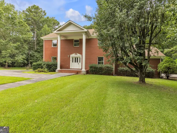 145 Lakewood Dr SE, Calhoun, GA 30701