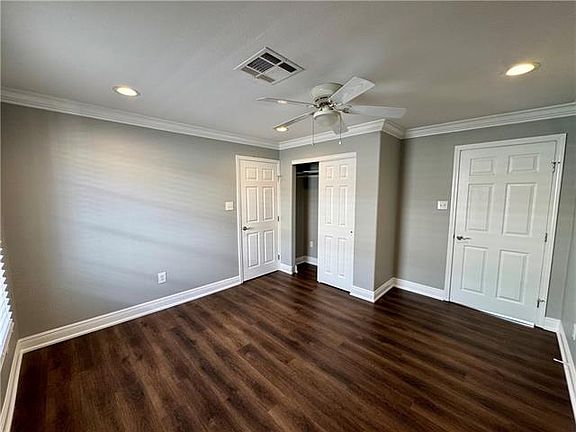 4th image of 1822 Claire Ave