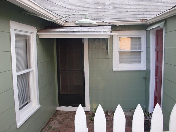 2nd image of 2601 Forest Park Blvd