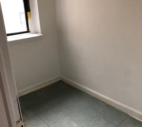 3rd image of 21-15 33rd St #D2
