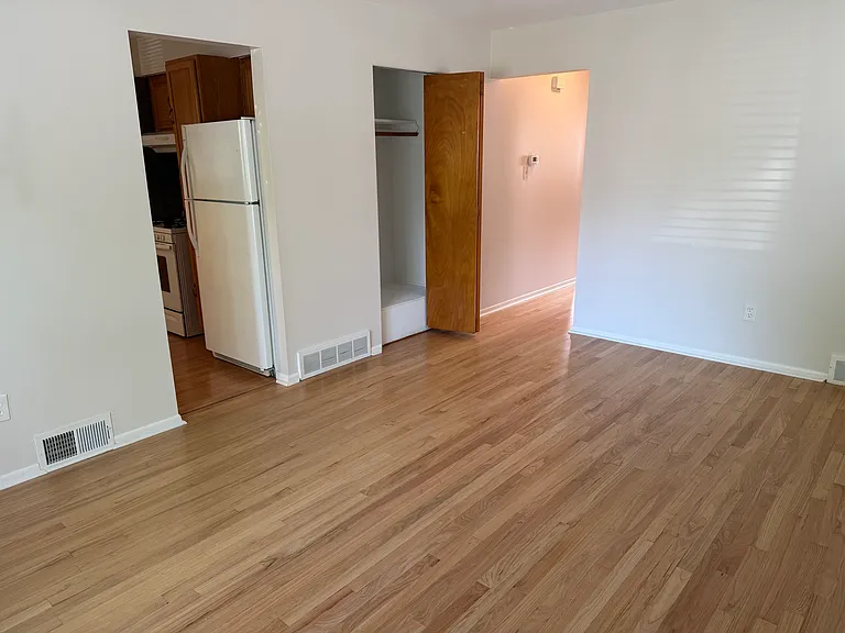 3016 Harvard Rd — Photo 5