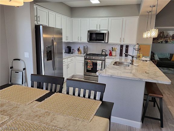 5th image of 9901 Trailwood Dr APT 2132