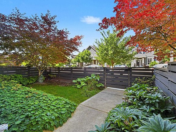 3rd image of 16685 25th Ave #43