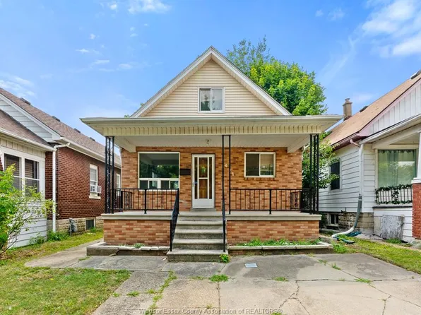 691 Randolph Ave, Windsor, ON N9B 2T7
