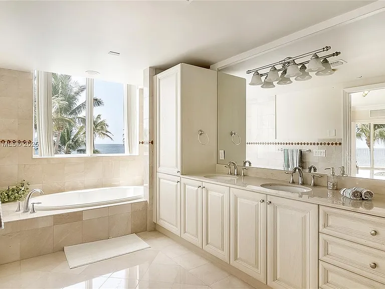 1460 S Ocean Blvd #304 — Photo 27