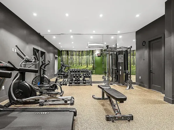 223 E 96th St, New York, NY