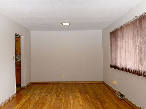 living room left to right