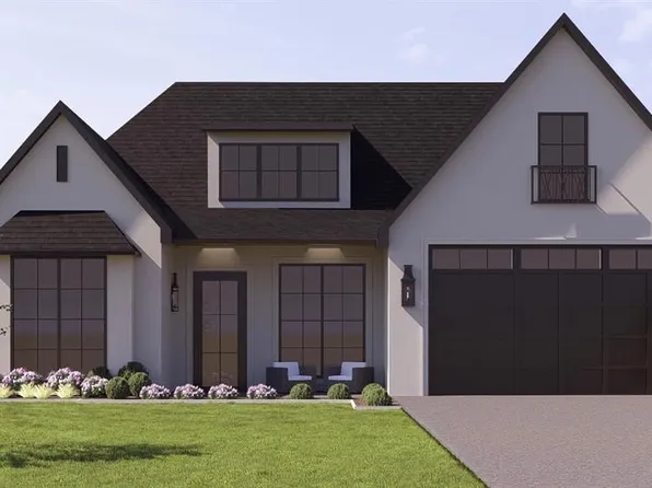 1724 Huntington Ave, Nichols Hills, OK 73116