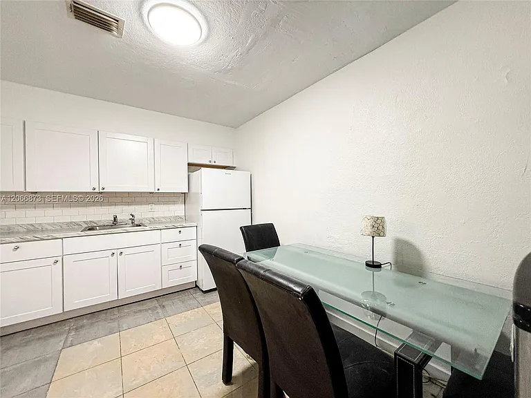 7110 Custer St #1 — Photo 7