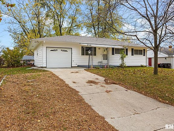4th image of 5710 N Monterey Ct