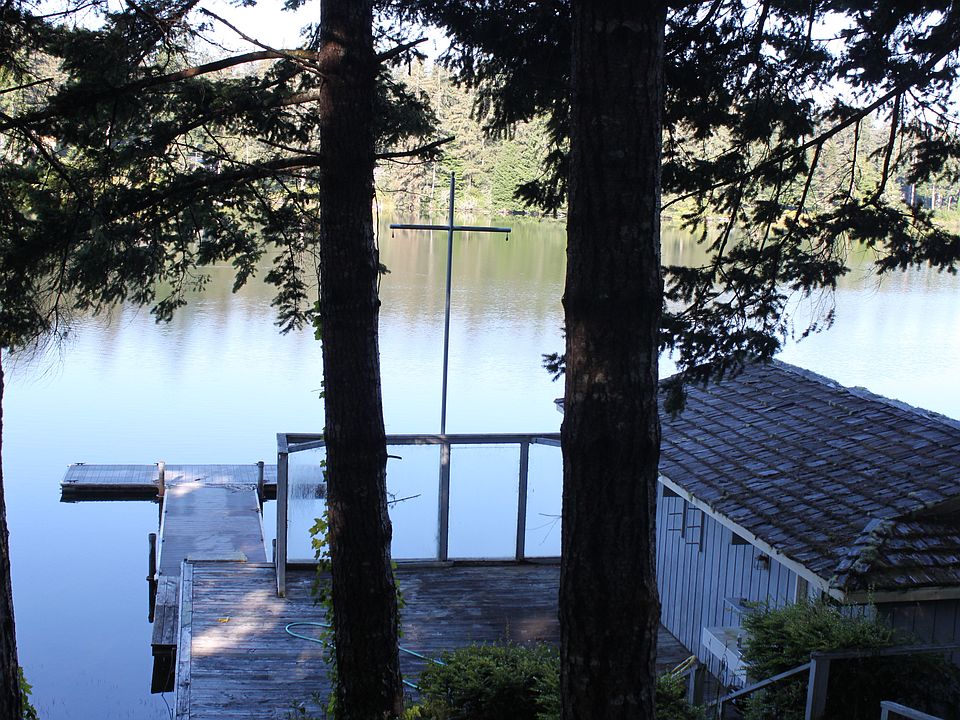 2nd image of 83949 View Terrace Dr