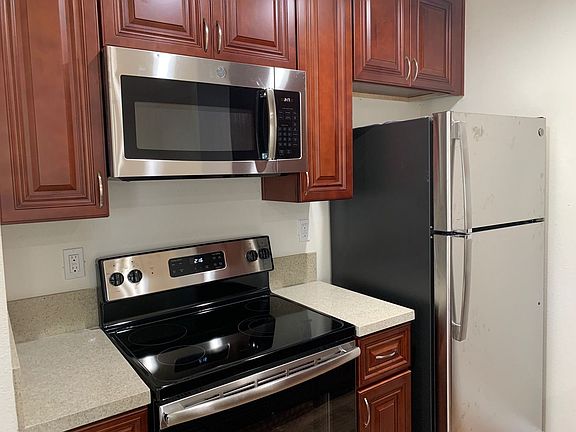 5th image of 4389 39th St APT 7