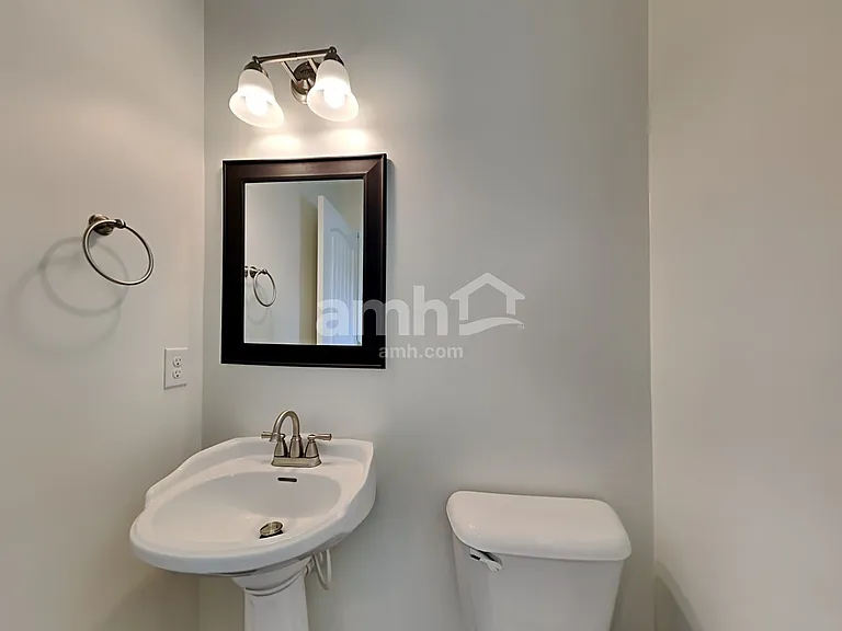 455 Sunbury Dr — Photo 7