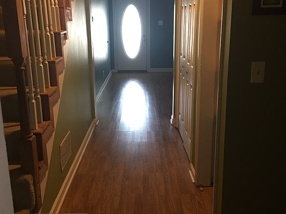 3rd image of 300 W Kirk St