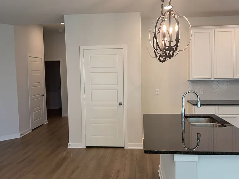 5109 Pollack Ln — Photo 5