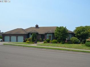 1423 NW Deerfern St, Camas, WA 98607