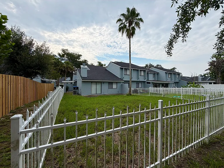8440 Tangelo Tree Dr — Photo 31