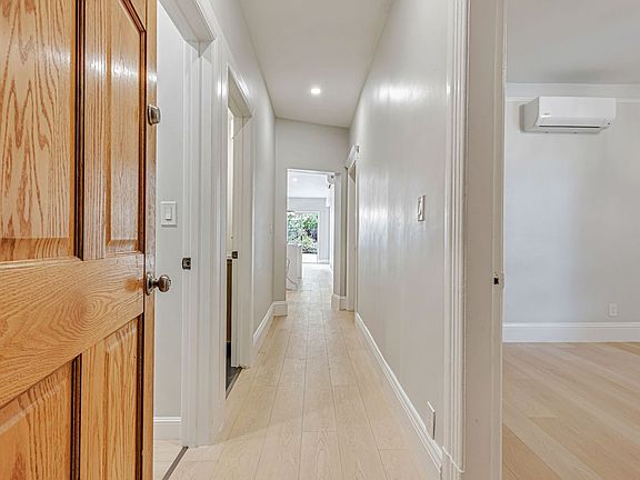 2nd image of 4170 17th St APT 102