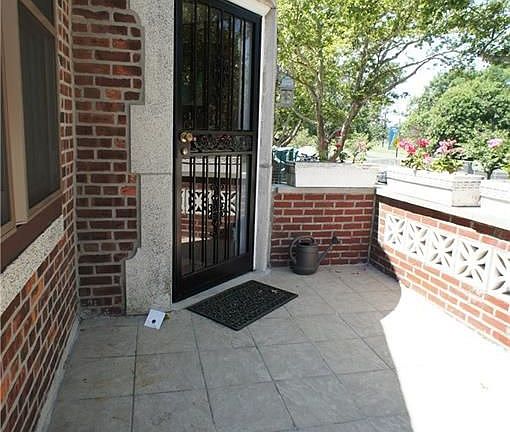 3rd image of 8807 14th Ave