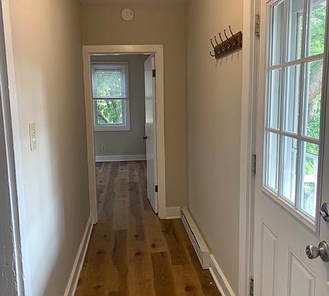 3rd image of 300 E Alexandria Ave #U