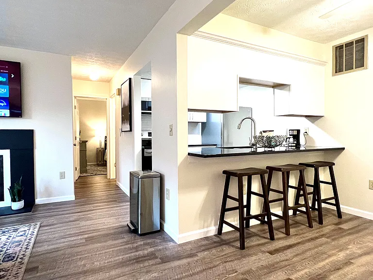 W Van Lake Dr — Photo 8