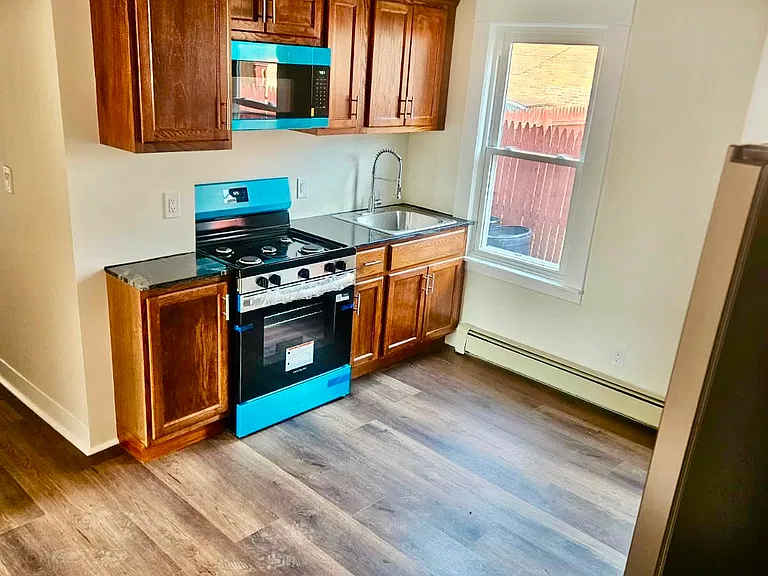8 Madison St #1 — Photo 3