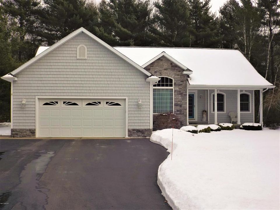 1st image of 1158 N Hillside Dr