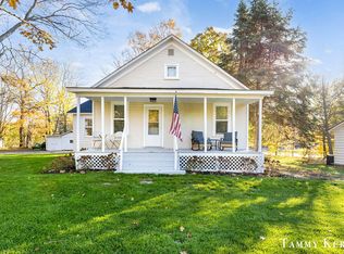 445 S Maple St, Saugatuck, MI 49453