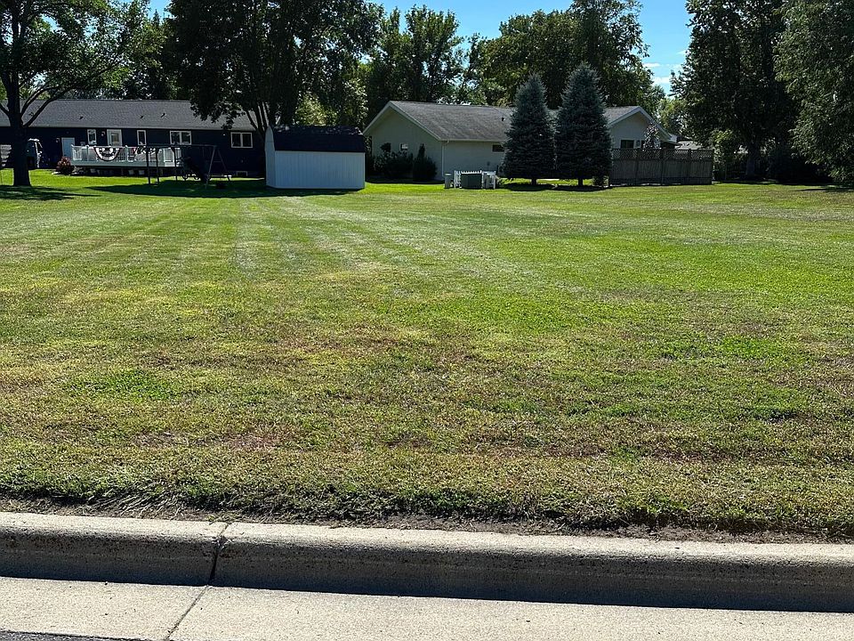 1st image of 516 Northwood Dr