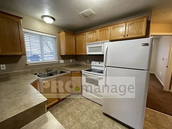2nd image of 3733 E Deloy Dr #2