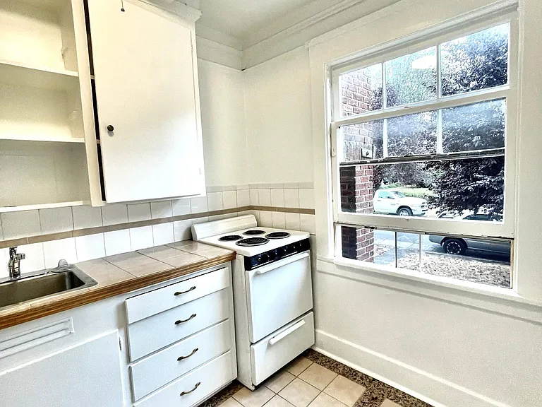 901 N M St #6 — Photo 4