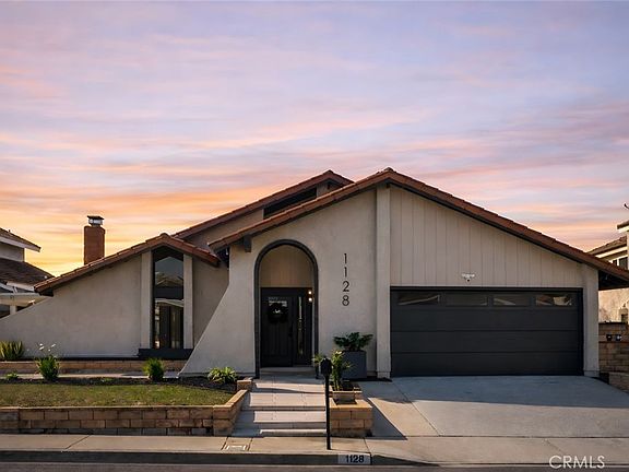 2nd image of 1128 Dawn Ridge Way