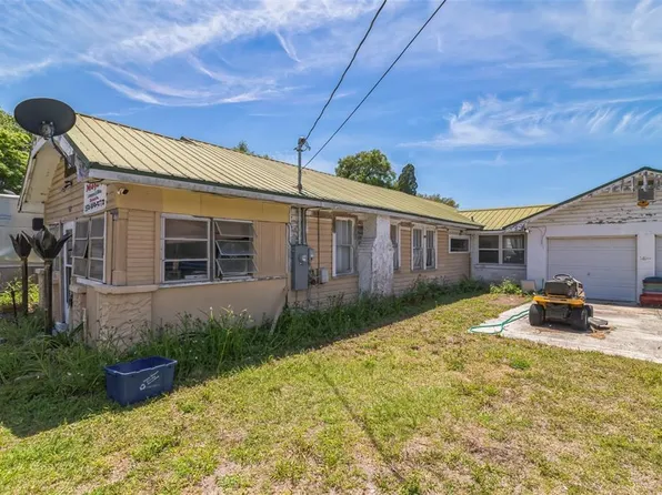 719 Lee St, Wildwood, FL 34785