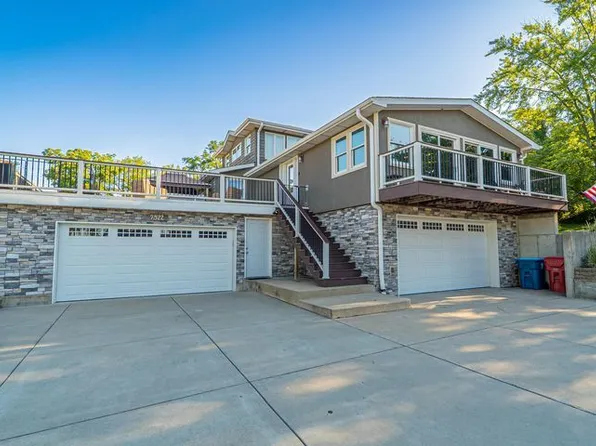 7522 Lake Shore Dr, Cedar Lake, IN 46303