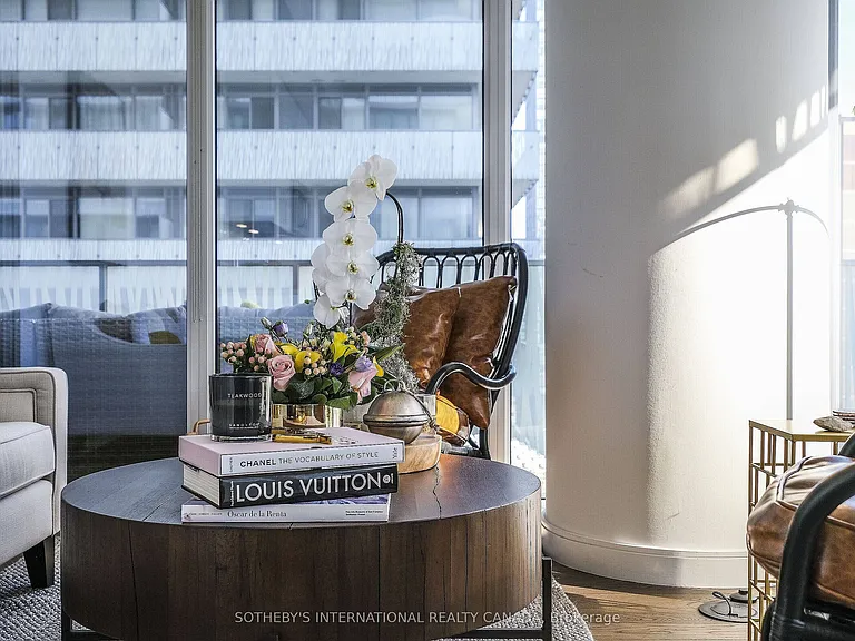 42 Charles St E #1702 — Photo 13