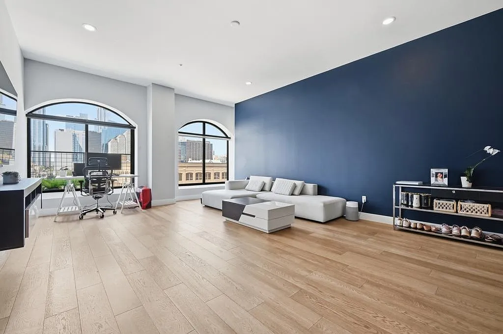 2 bed, 2.0 bath, 1456 sqft, $3,500 — Photo 2