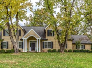 19 S Covington Meadow Rd, Saint Louis, MO 63132
