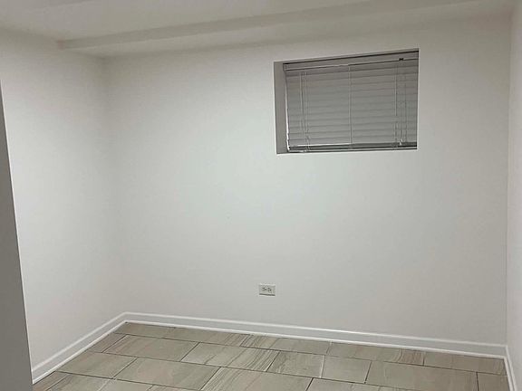 4th image of 5055 W Montana St #0