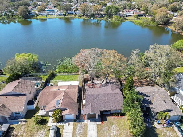12504 Queensland Ln, Tampa, FL 33625