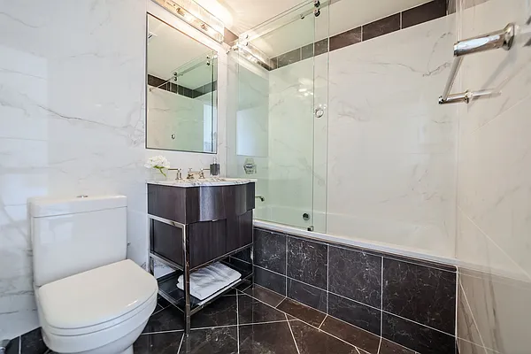 Rented by Nest Seekers International | media 4