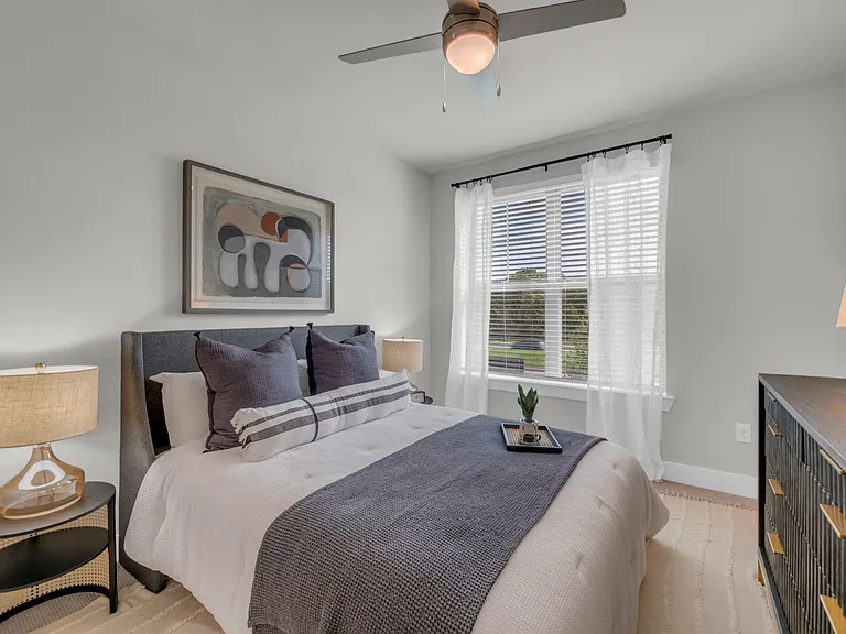 Jolie Pflugerville — Photo 8