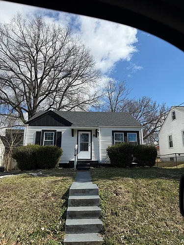4315 S Brook St Photo 1