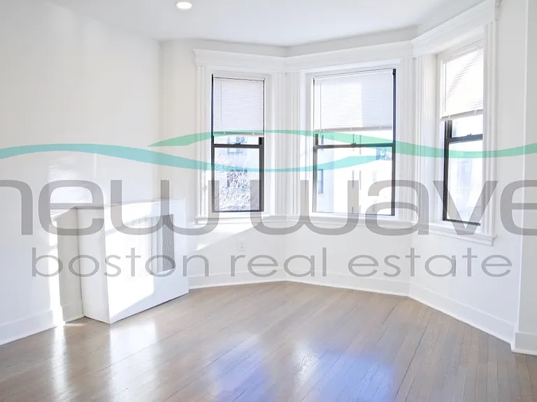 11 Queensberry St #22 — Photo 9