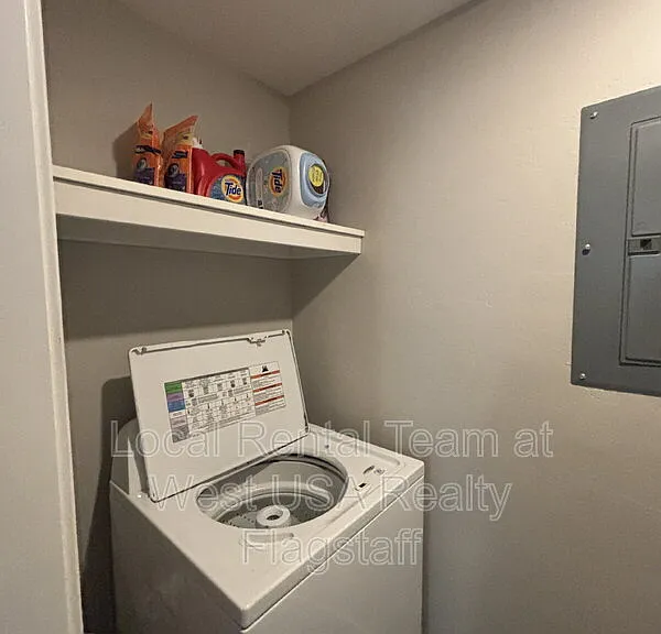 522 S Fountaine St #300 — Photo 12