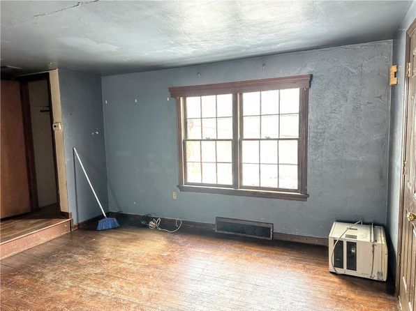 pittsburgh-pennsylvania-11417857 picture