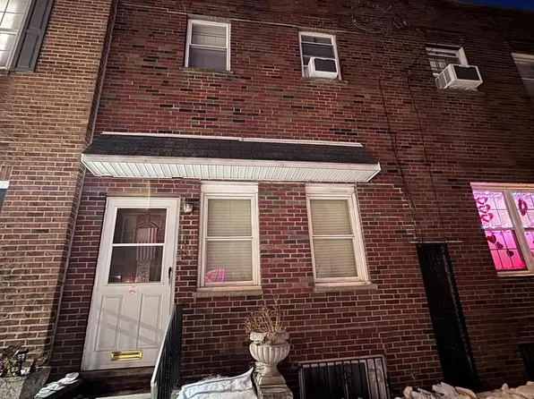 154 Moore St, Philadelphia, PA 19148