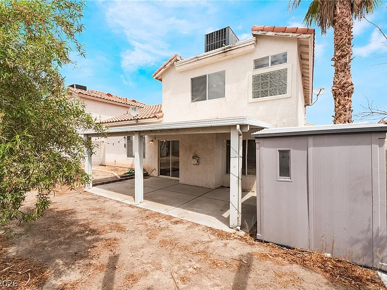 8725 Autumn Valley Ave — Photo 33