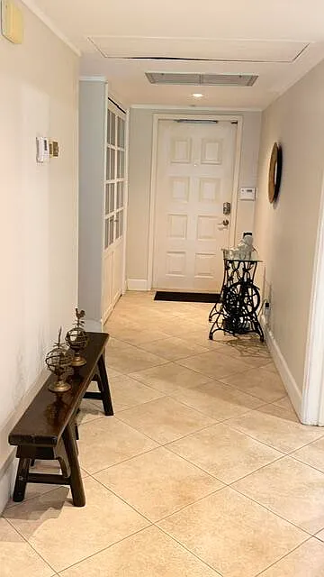 3 bed, 2.0 bath, 1444 sqft, $2,650 — Photo 4